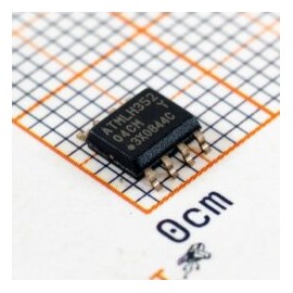 AT24C04C-SSHM-T IC SMD EEPROM